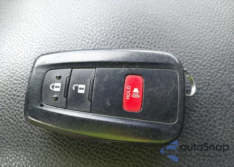 2024 Toyota Rav4 Hybrid Xle from USA, damaged, VIN 2T3RWRFV7RW238692